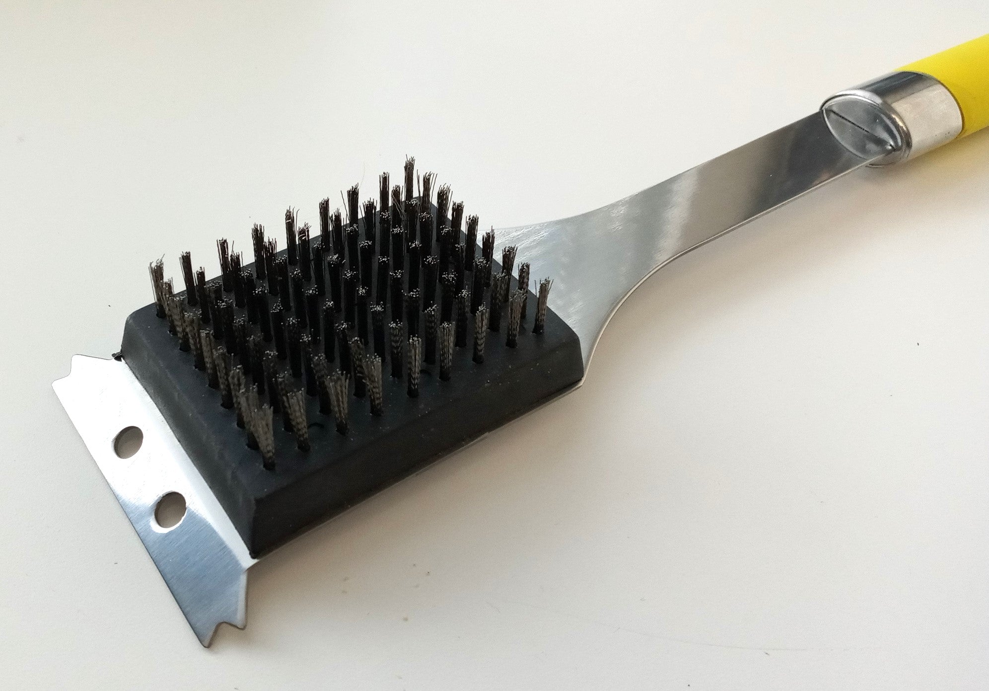 GasWatch Rubber Coating Antimicrobial Handle Grill Brush 16"