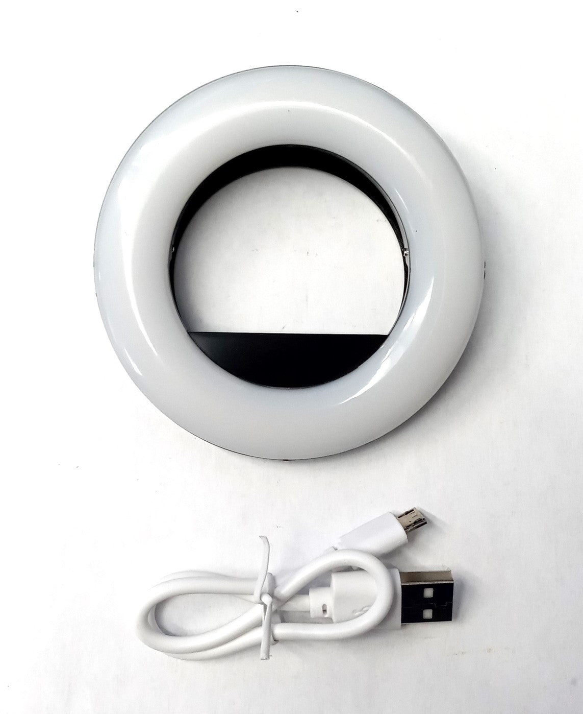 Illuminator Compact 3.5 in. Rechargeable 40-LED 3 Mode Selfie Ring Light 61026