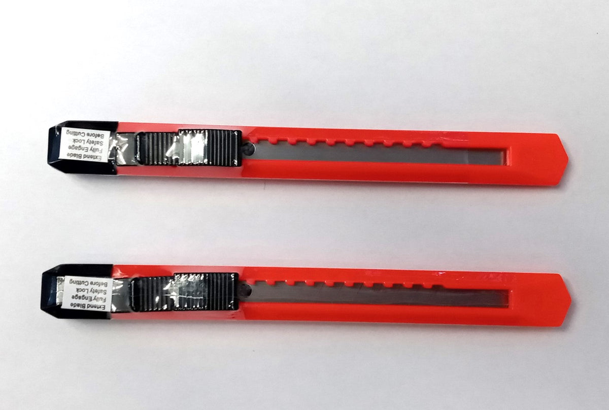 Small 13pt. Snap-Off Utility Knife 2pc 704534