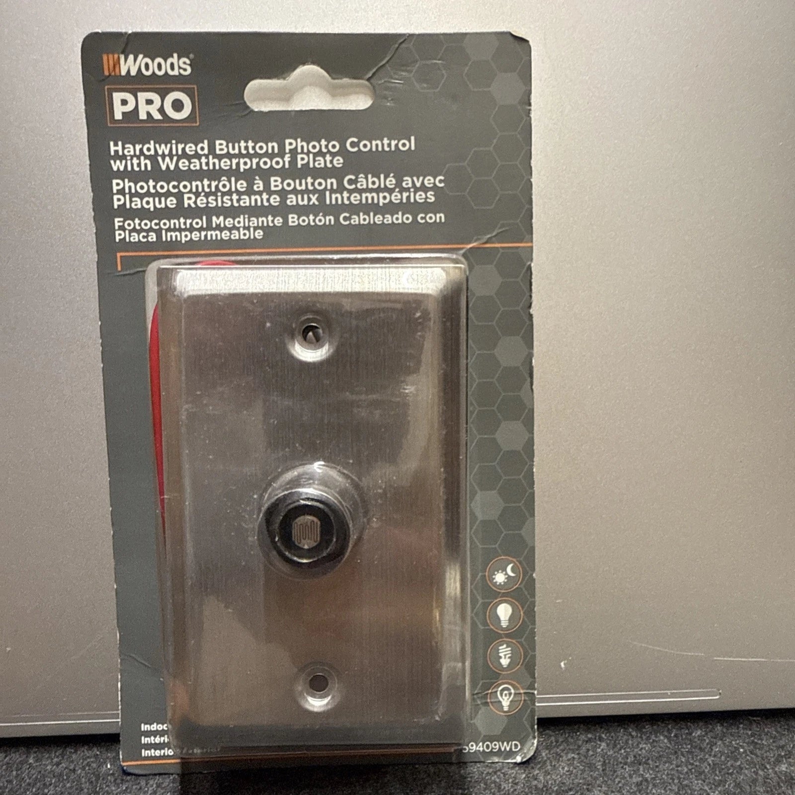 Woods Wall Plate Eye Control With Photocell, Outdoor 59409WD