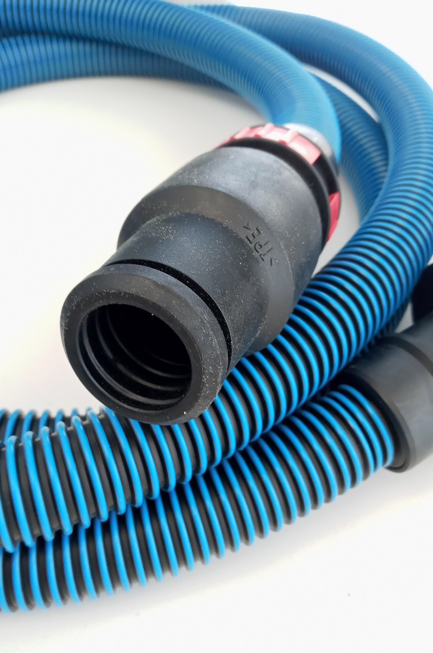 Bosch 3-Meter 9.85 Feet Anti-static Locking Vacumn Hose Germany VAC009