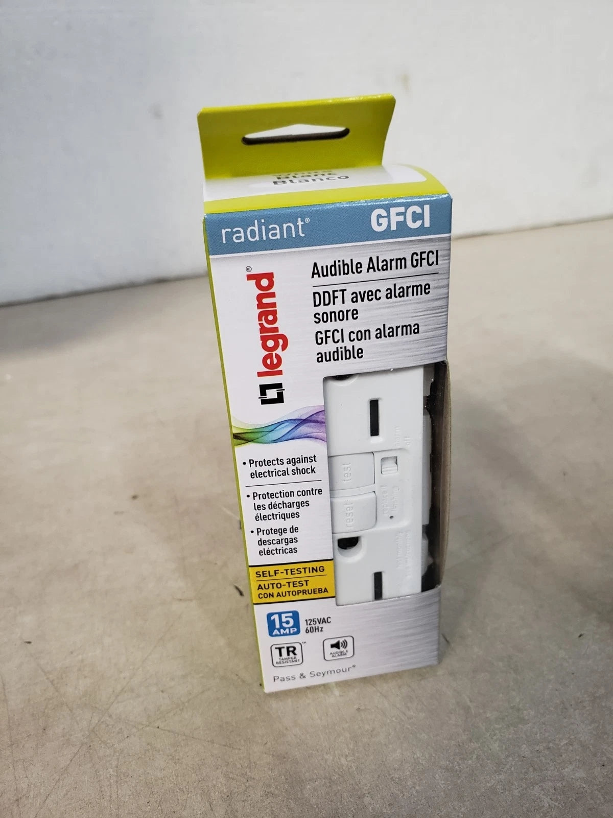 Legrand Audible Alarm GFCI Receptacle Outlet 15A, White 1597TRAWCCD4