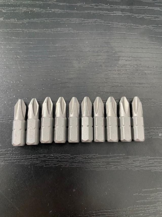 Qualtool #2 x 1" Phillips Screw Tips 10pcs. USA 250-PB2