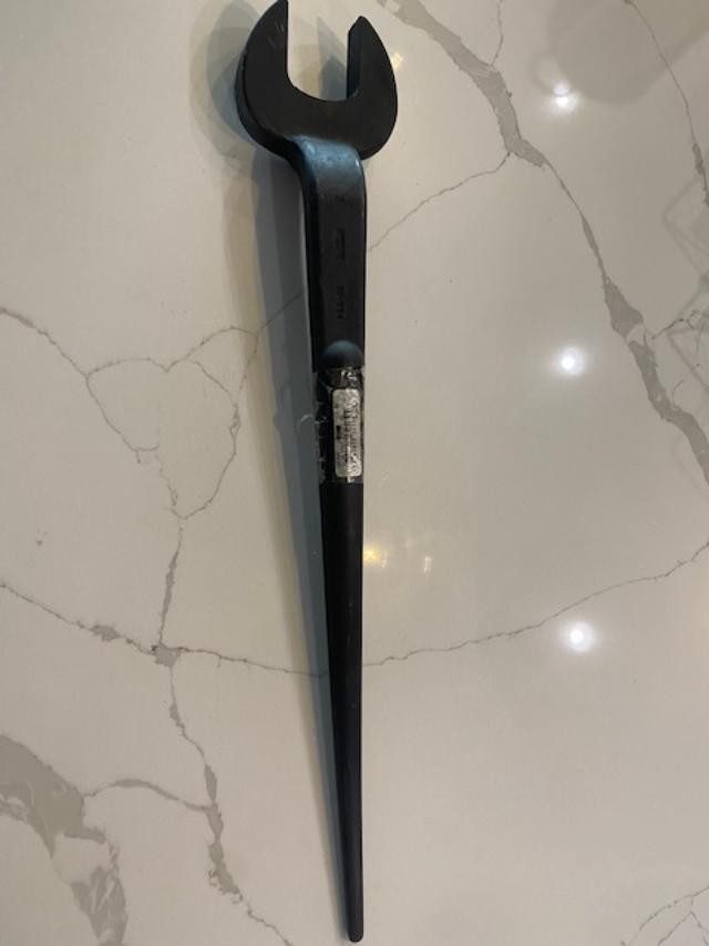 Armstrong 2 in. Spud Wrench Ironworker Drop Forged Offset Made in USA 32-564