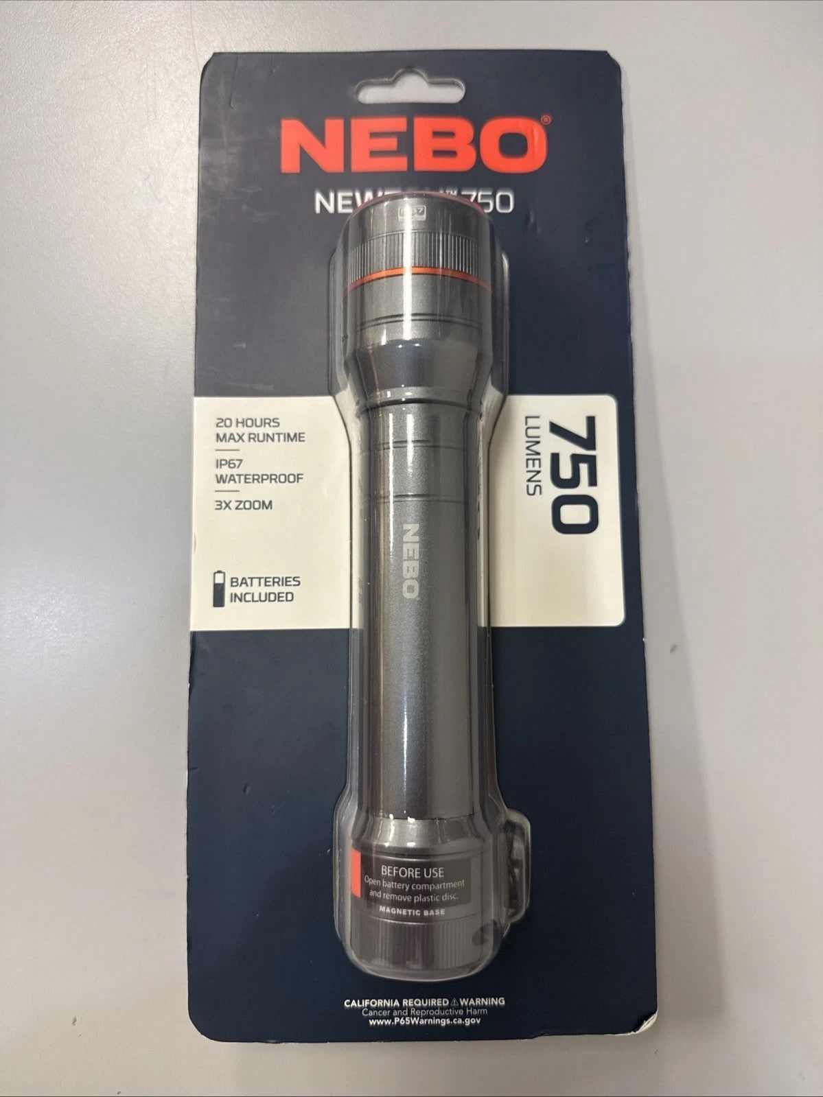NEBO Newton 750 lm Black LED Flashlight AAA Battery 20 hrs Max Run NEB-FLT-0015