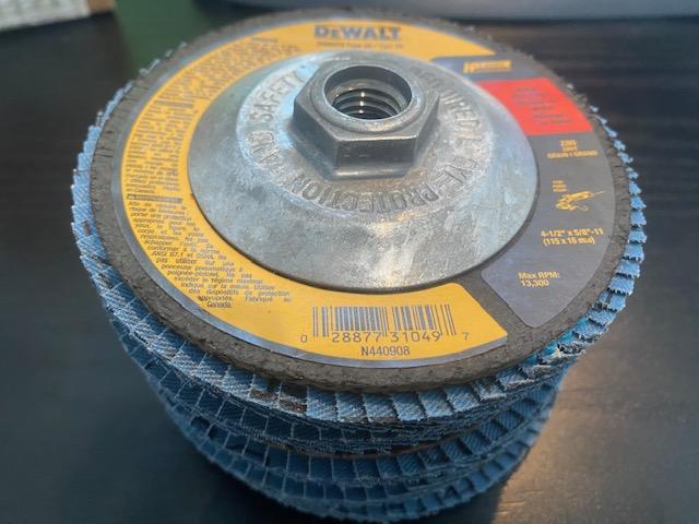 Dewalt 4 1/2" X 5/8-11 Z 60 Flap Disc 5pcs. DW8313