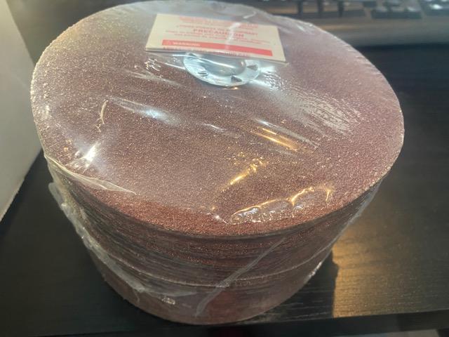 Norton 7" x 7/8" x 178 x 22.2mm 36V Grit Metalite Fibre Discs. 25pcs. 37620 USA