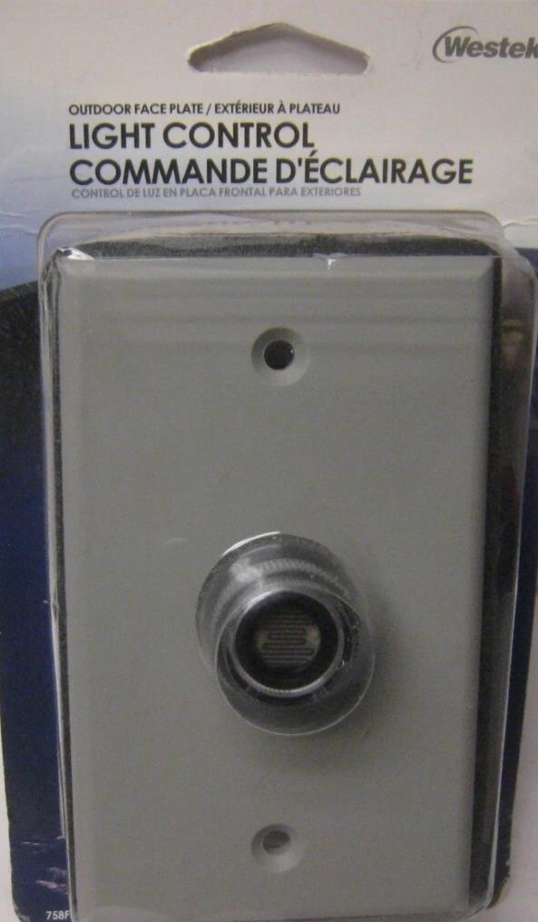 Westek Outdoor Faceplate Light Control w/Weatherproof Plate #758FPCTCC-4