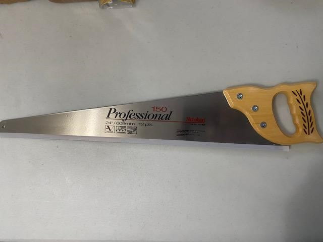Nicholson NS1502 24" Professional 12 pts. Standard Tooth Handsaw