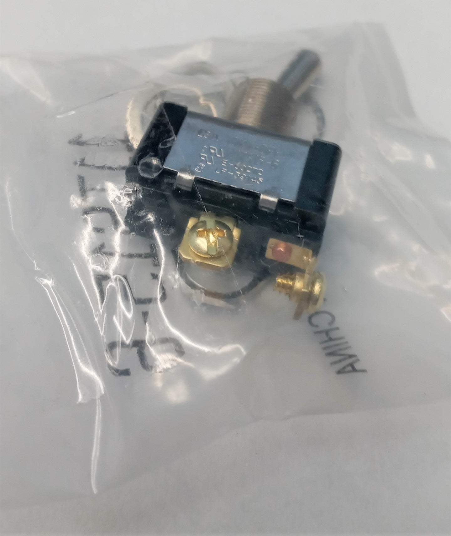 Honeywell 11TS15-6 Toggle Switch (ON)-OFF 10a 277 20A 125 VAC 3/4 HP 125-250