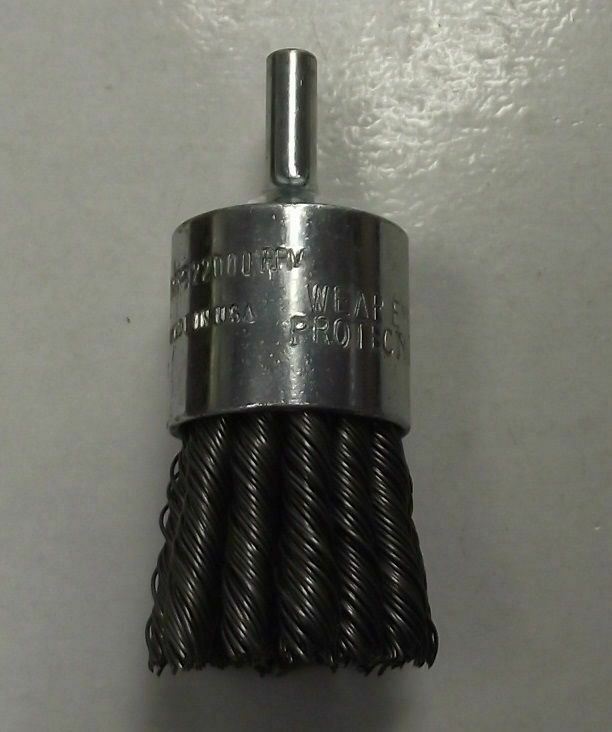 DeWalt DW49055 1" x 1/4" XP .020 Carbon Knot Wire End Brush USA