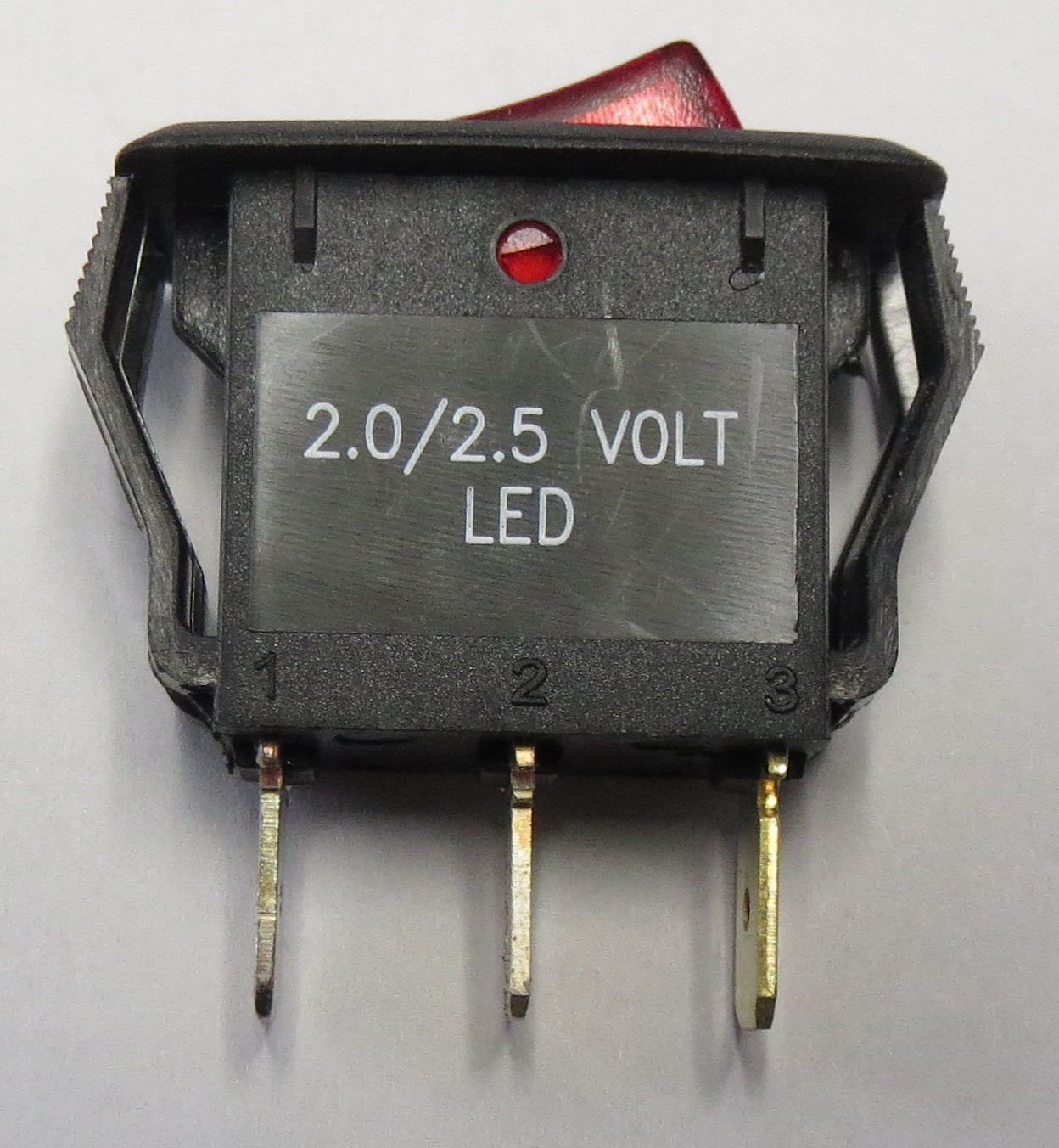 Gardner 7400017 2.0 / 2.5 Volt LED SPDT On Off Appliance Rocker Switch 50pcs