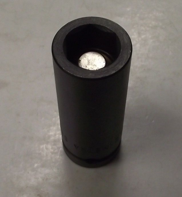 Metra Tool 5347 by Bosch 3/8" Drive 1/2" Magnetic Socket 6pt. USA