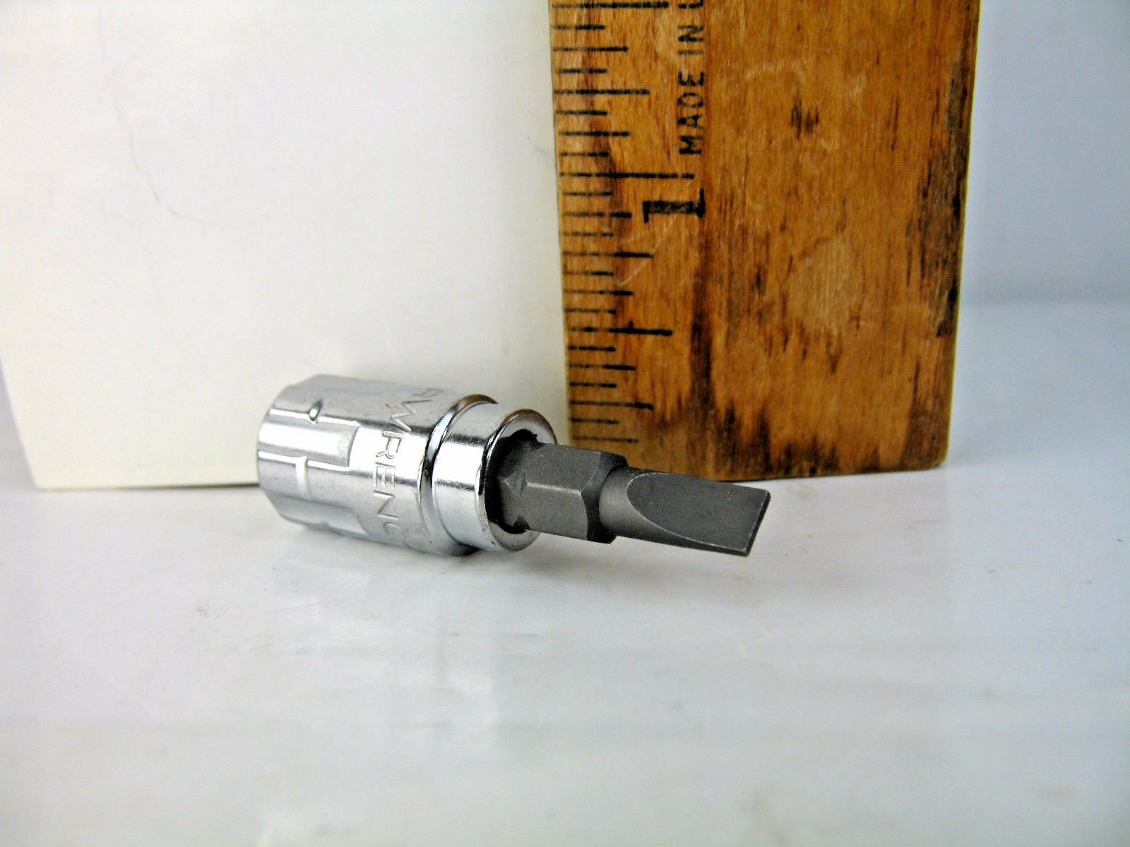 Gearwrench 89005 1/4" Drive Pass Thru Slotted Bit Socket 3/16"