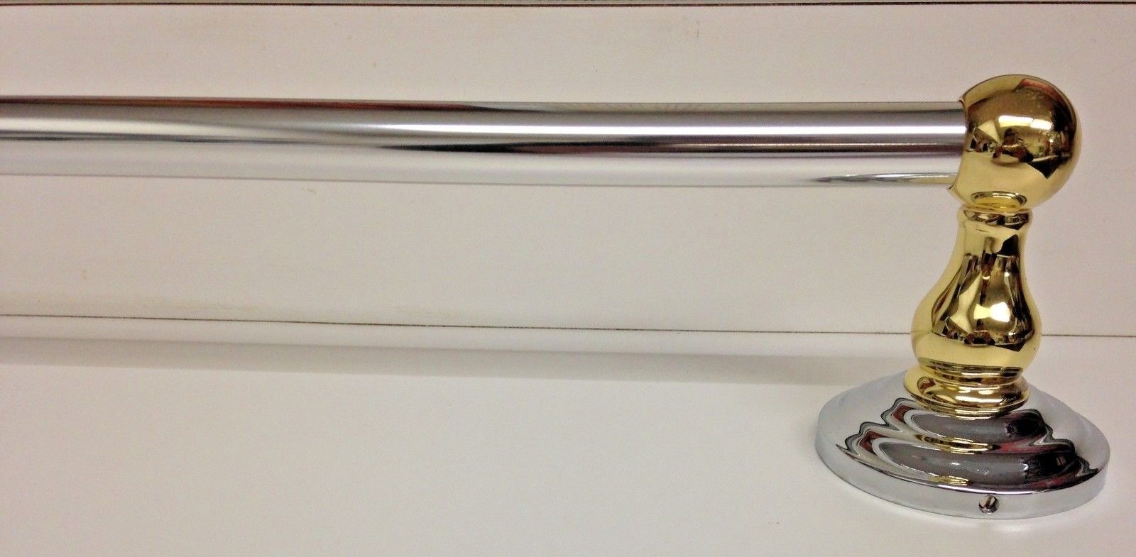 Taymor 04-CB6224 Brentwood 24" x 3/4" Towel Bar (Polished Chrome & Brass Color)