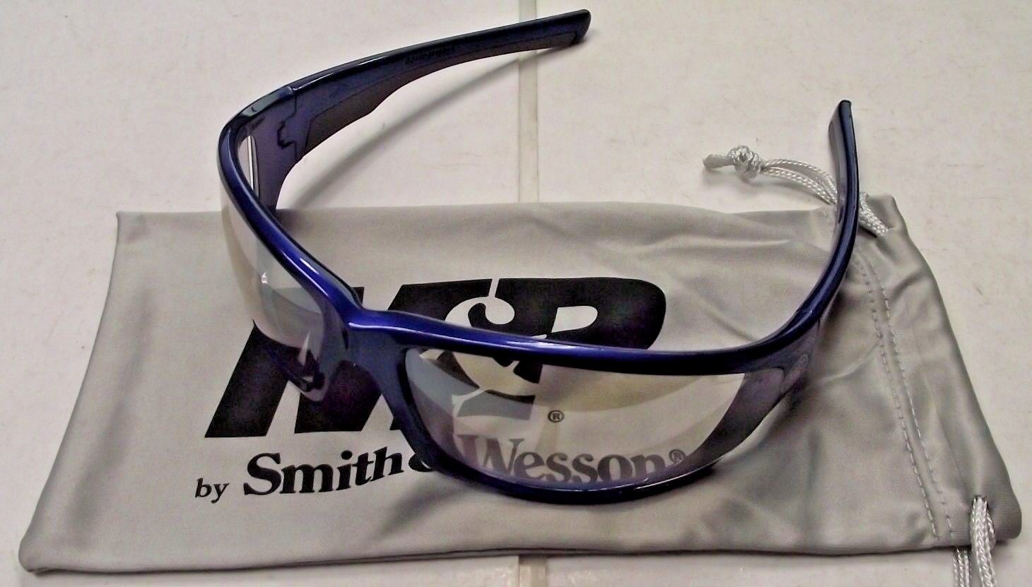 Smith & Wesson SW101-90-ID Shooting Glasses Blue Frame I/O Lens