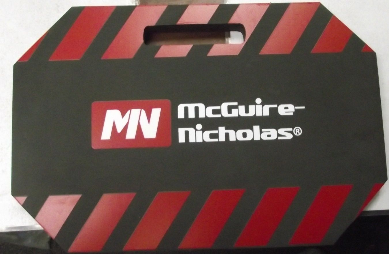 McGuire-Nicholas WM-224 Non-Slip Garden & Automotive Kneeler Pad