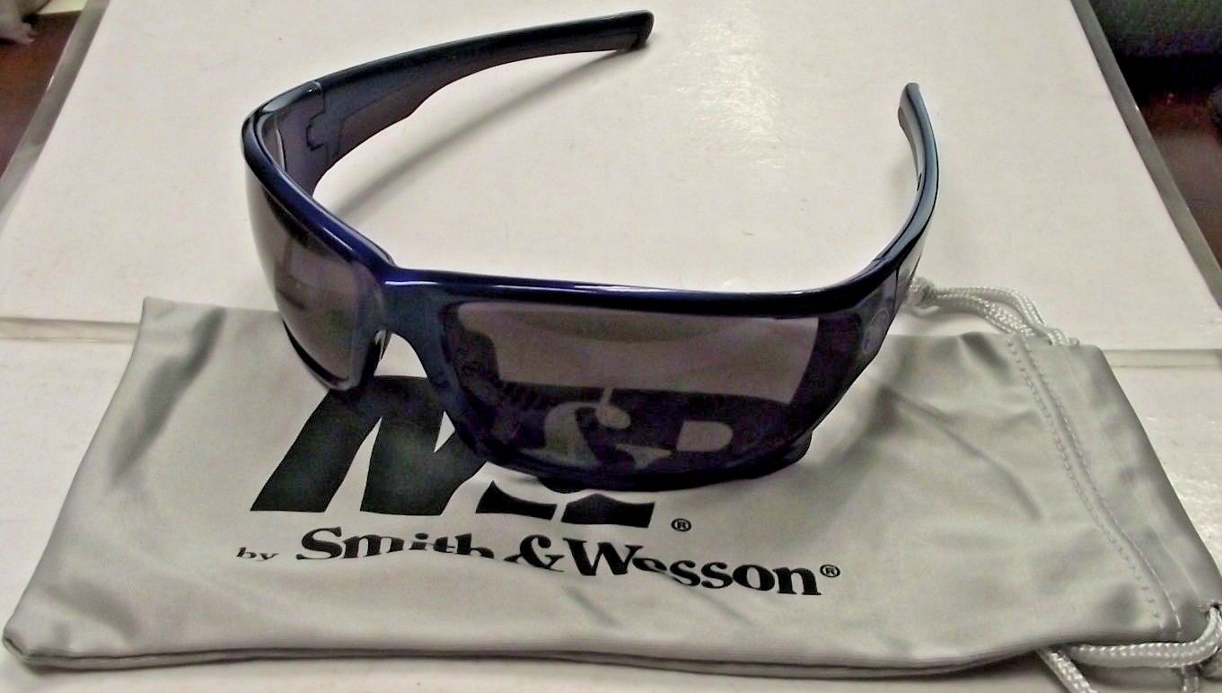 Smith & Wesson SW101-20-ID Performance Shooting Glasses Blue Frame Smoke Lens