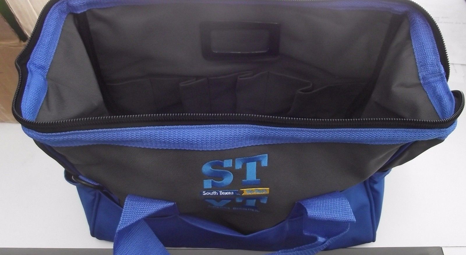 South Texas Vo-Tech 6223020 Gate Mouth Tool Bag 18" L x 8" W x 10" T