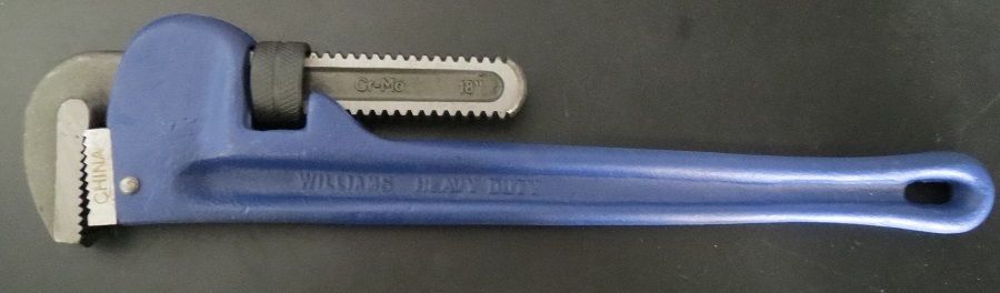 JH Williams 13526 Cast Iron Pipe Wrench 18" With Scale