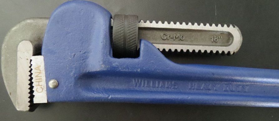 JH Williams 13526 Cast Iron Pipe Wrench 18" With Scale