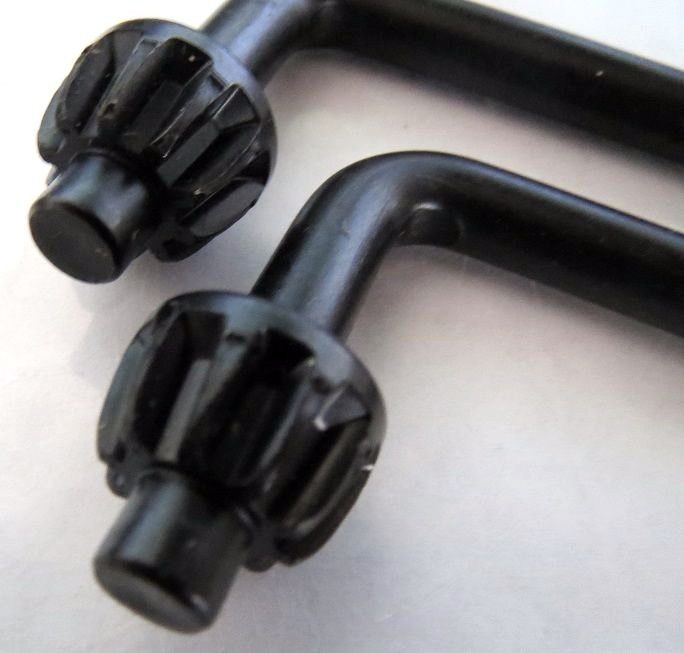 Jacobs  3606 KKA Drill Chuck Key 9/32 Pilot Hole L-Handle Japan 4pcs.