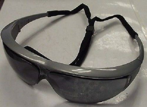 Willson 11150366 Millennia Frame Tinted Safety Glasses