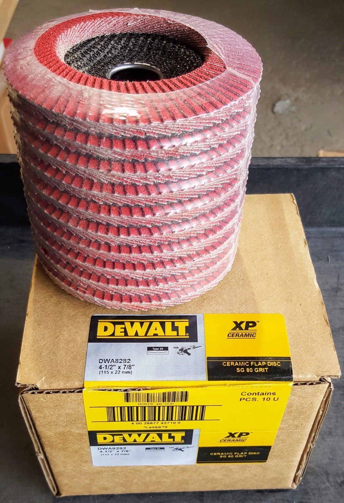 Dewalt DWA8282 4-1/2" x 7/8" 80Grit T29 XP Ceramic Flap Discs 10 Pack