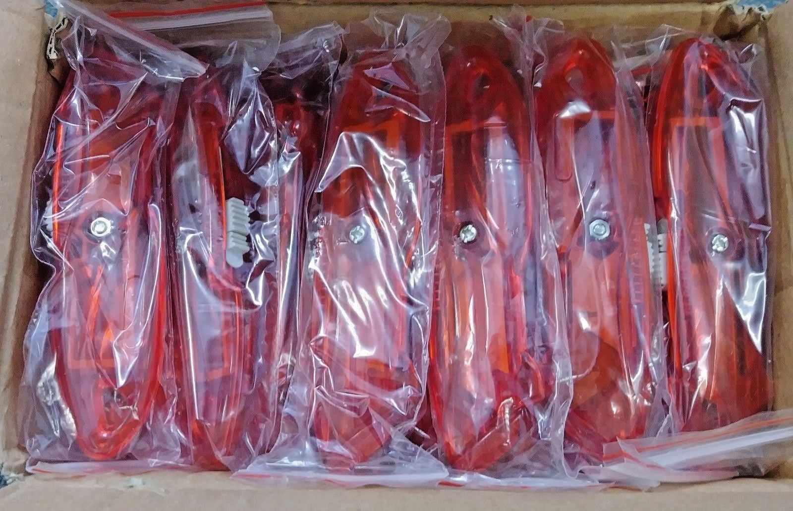 Generic Red Plastic Standard Retractable Utility Knife Red 50 Knives