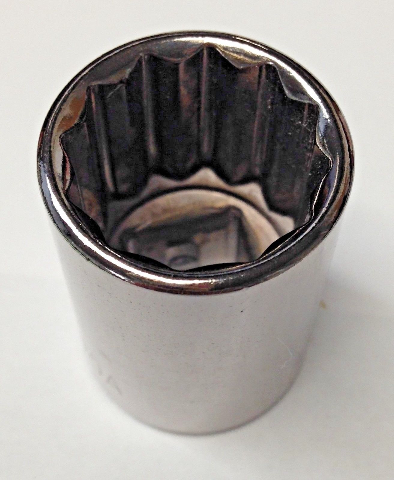 Armstrong 39-120A 1/2" Drive 12 Point Standard Socket 20mm USA