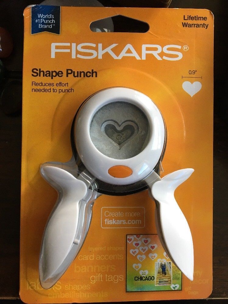 Fiskars 174420-1002 Heart Squeeze Punch