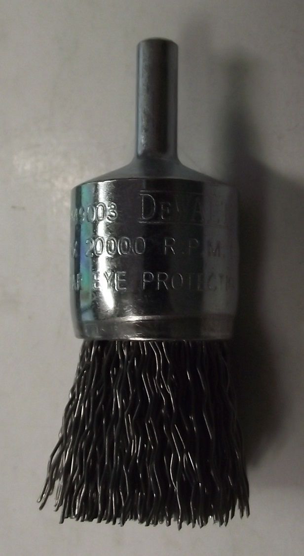 DeWalt DW49003 1" Carbon Crimped End Brush 1/4" Shank