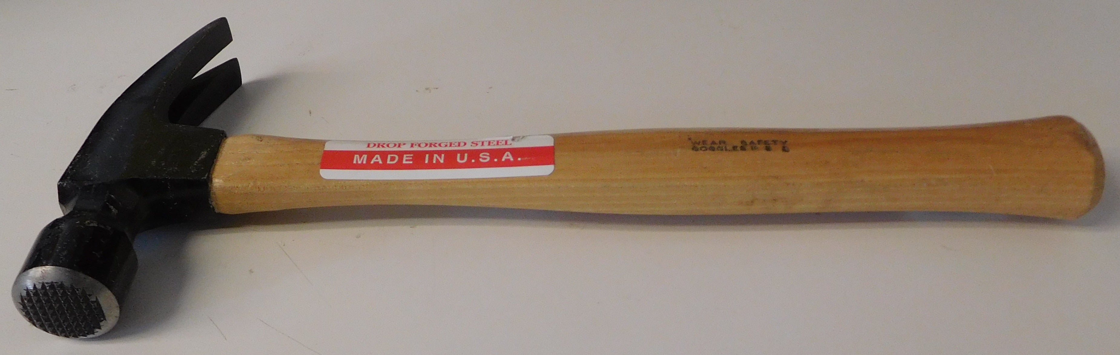 Vaughan and Bushnell 90071 20 oz Rip Hammer Hickory Handle USA