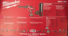 Milwaukee 2641-159 M18 Li-Ion Caulk/Adhesive Gun Kit Euro Style 220-240V