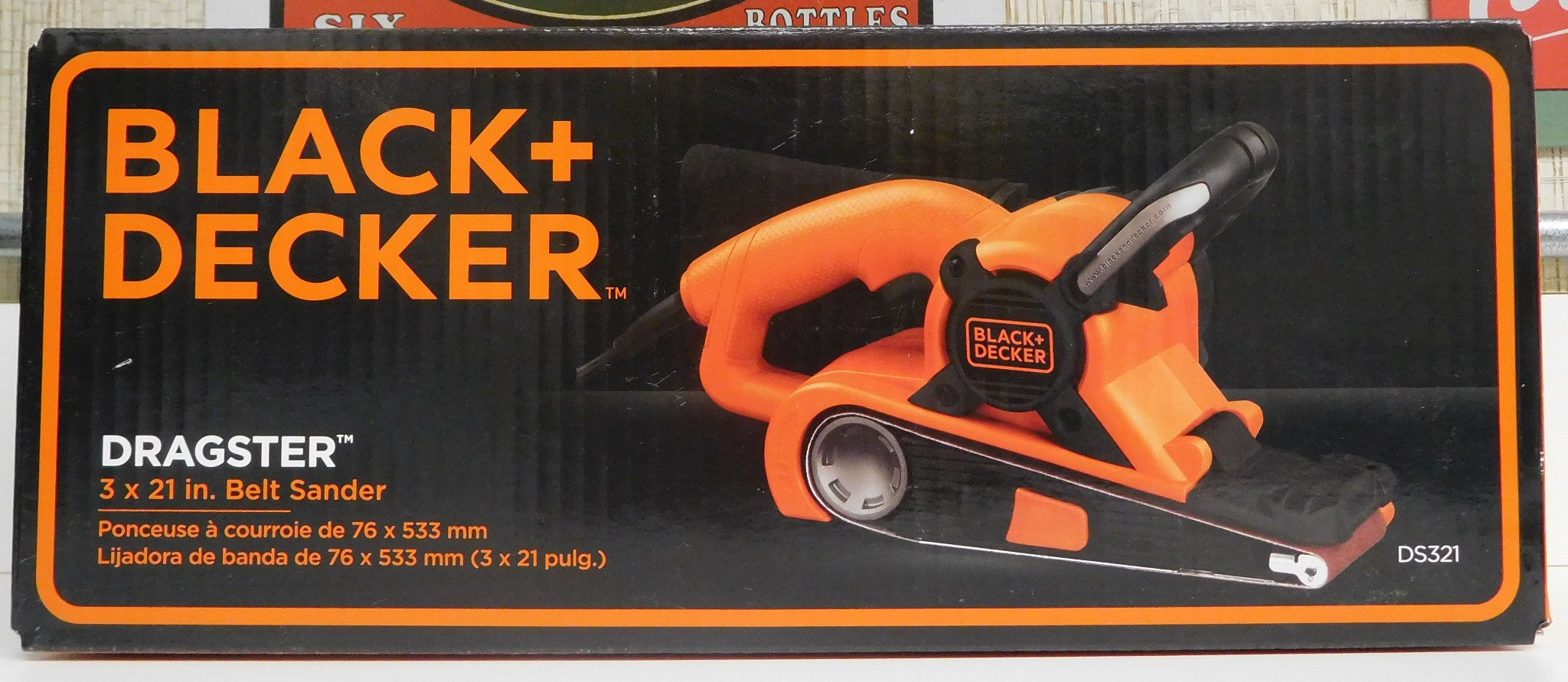 Black+Decker DS321 Dragster 7 Amp 3" x 21" Belt Sander 120 AC