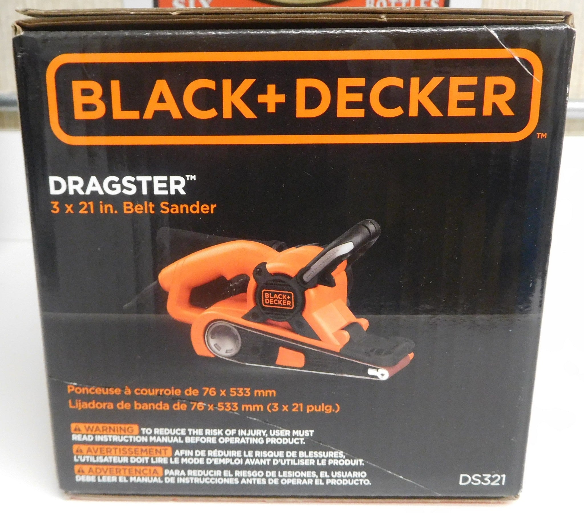 Black and Decker DS321 Belt Sander, 3 x 21, Orange