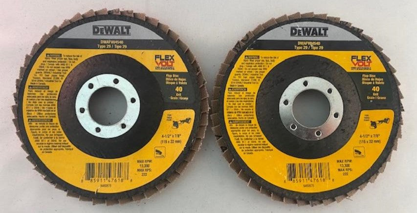 Dewalt DWAFV84540 4-1/2" x 7/8" 40 Grit T29 FLEXVOLT Flap Disc 2pcs.