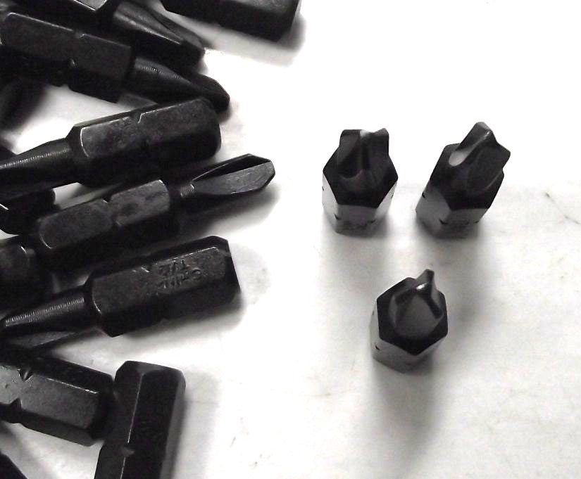 DEWALT DWA1TW2IRB 1" Tri-Wing #2 Impact Ready FlexTorq Bits 50-Pack
