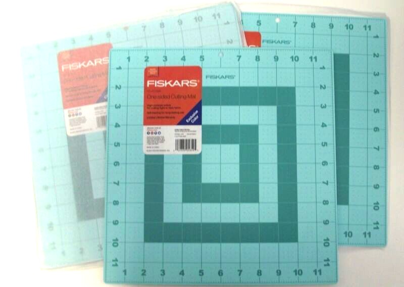 Fiskars 137020 One Sided 12" X 12" Cutting Mat Grid 3 pcs.