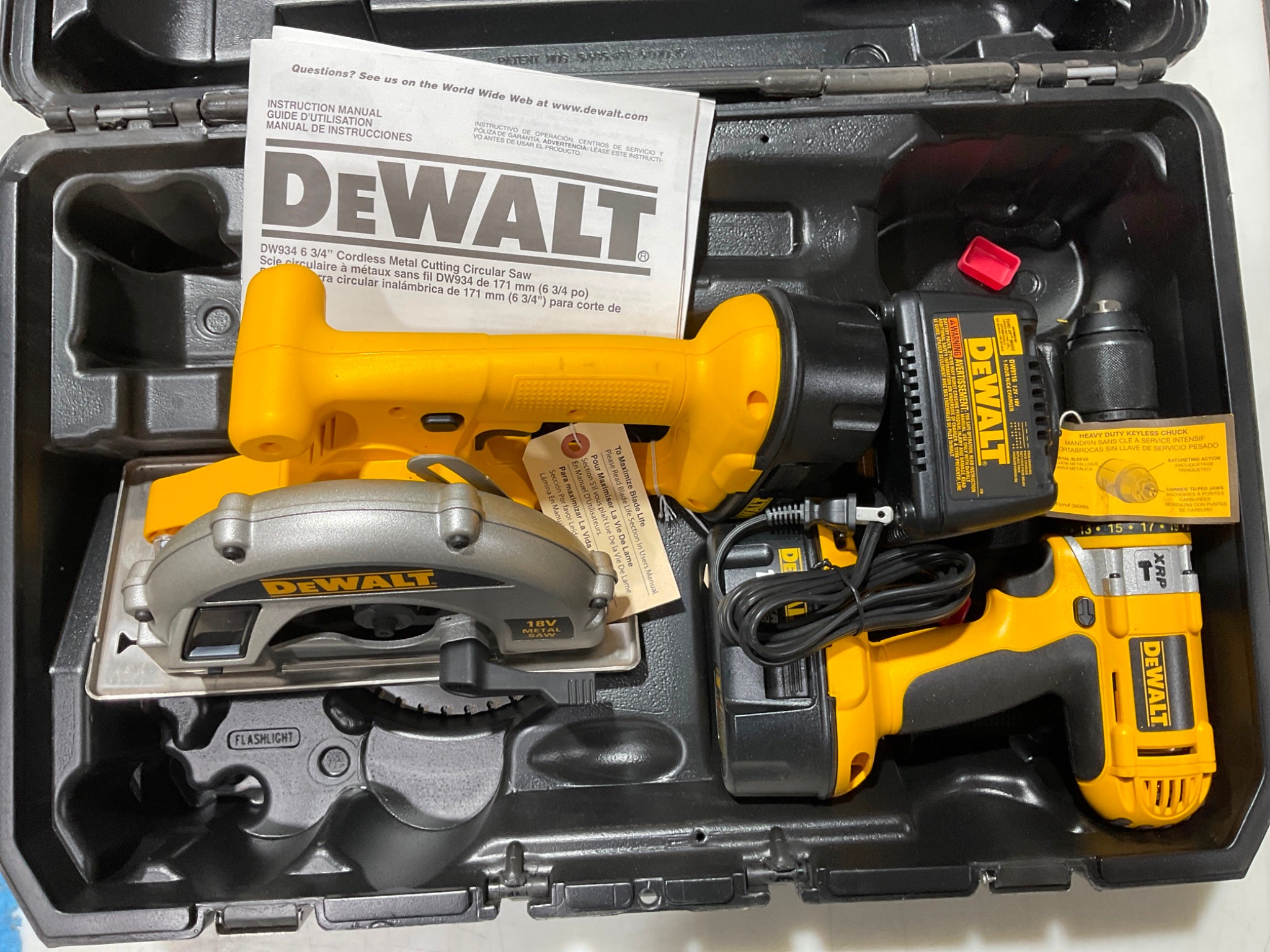 Dewalt DW988KM-2 18V Cordless Hammerdrill/Drill/Driver & Circular Saw #23
