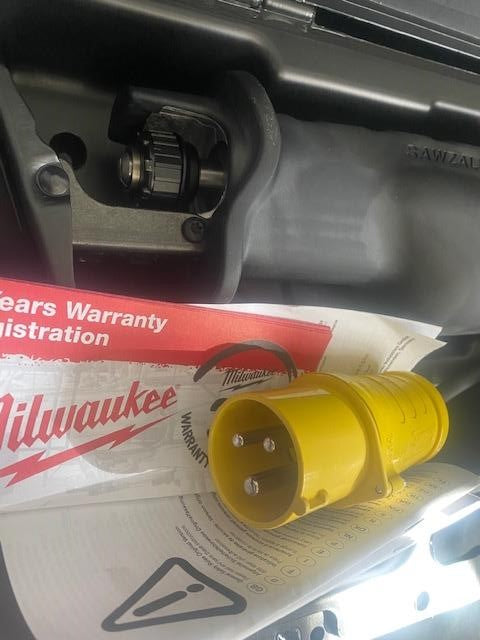 Milwaukee SSD 1100 X 1100 W SAWZALL, Made in USA (Lewden plug)