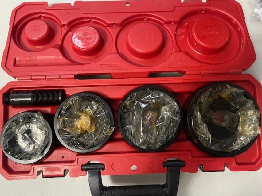 Milwaukee 49-16-2695 M18 Exact 2-1/2" to 4" Knockout Set