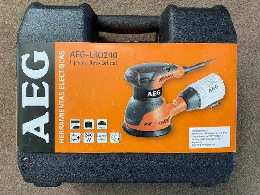 AEG AEG-LR0240 125mm 5" Random Orbital Sander 230-240v Overseas Model