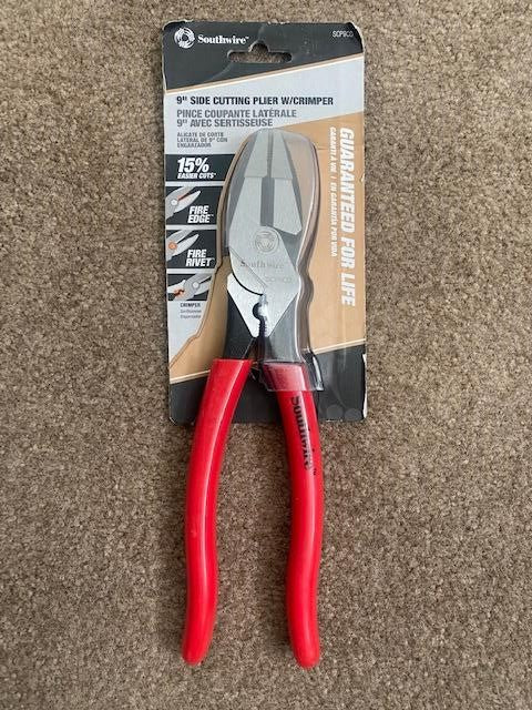 Southwire SCP9CD 9" Side Cutting Plier With Crimper