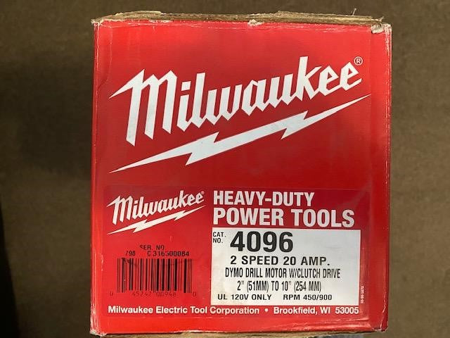 Milwaukee 4096 Diamond Coring Motor 450/900 Rpm, 20 Amp W/Clutch